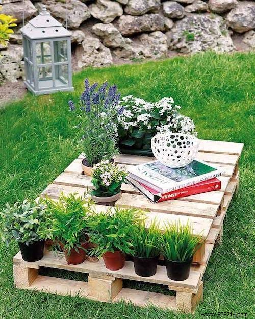 70 Incredible Uses For Old Wooden Pallets. 