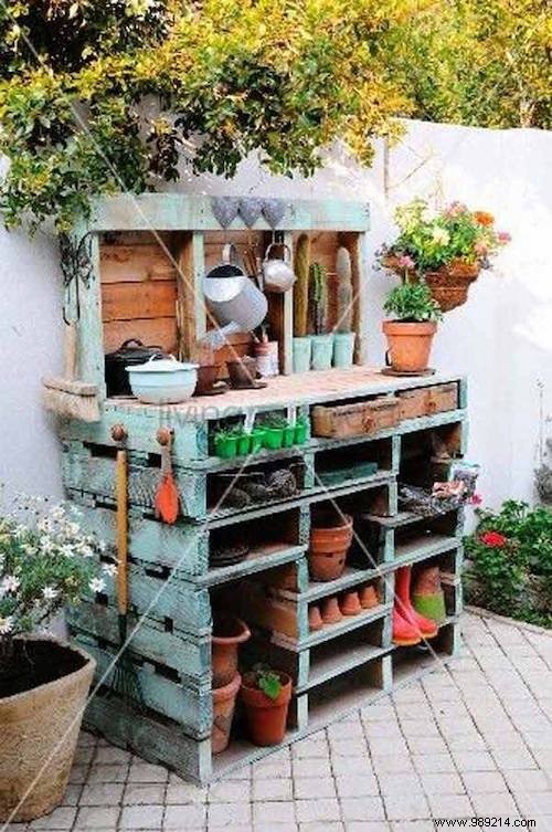 70 Incredible Uses For Old Wooden Pallets. 