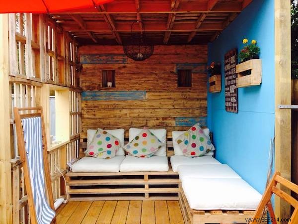 70 Incredible Uses For Old Wooden Pallets. 