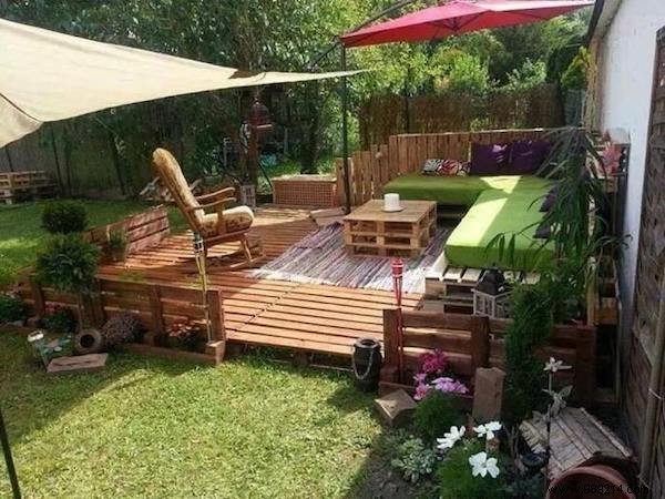 70 Incredible Uses For Old Wooden Pallets. 