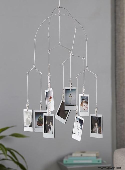 17 Great Ideas To Hang Your Photos At Home (Easy &Cheap). 