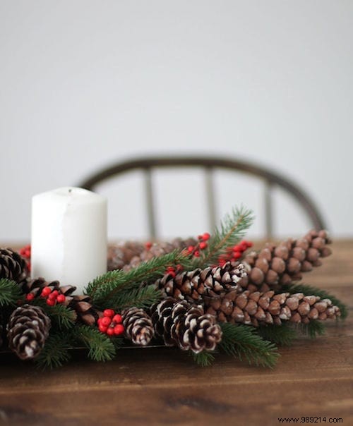 25 Super Christmas Decoration Ideas With Pine Cones (Easy And Cheap). 