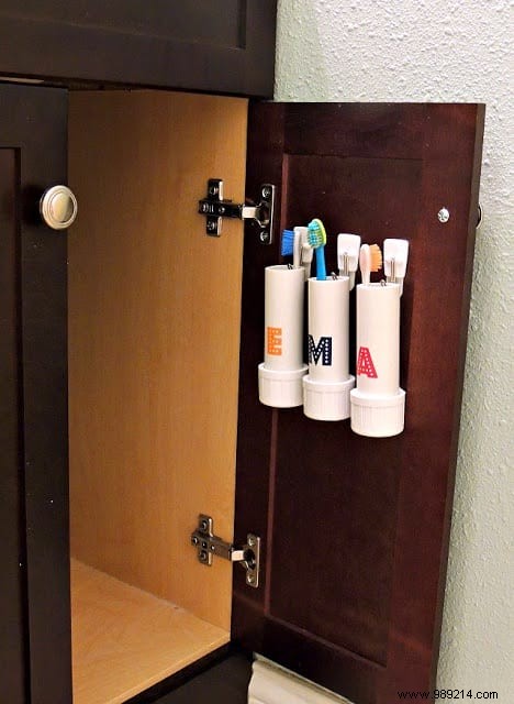 20 Inexpensive And Clever Storage For Your Bathroom. 