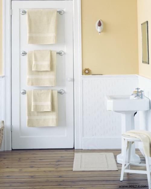 20 Inexpensive And Clever Storage For Your Bathroom. 