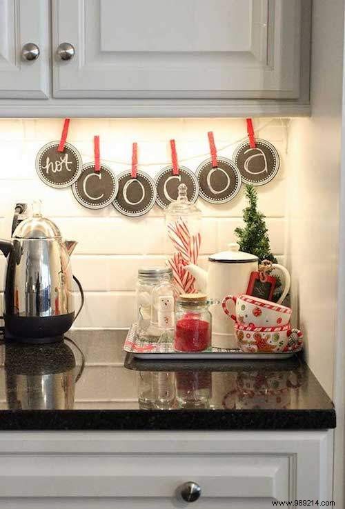 26 Christmas Decoration Ideas That Will Bring Joy to YOUR KITCHEN. 