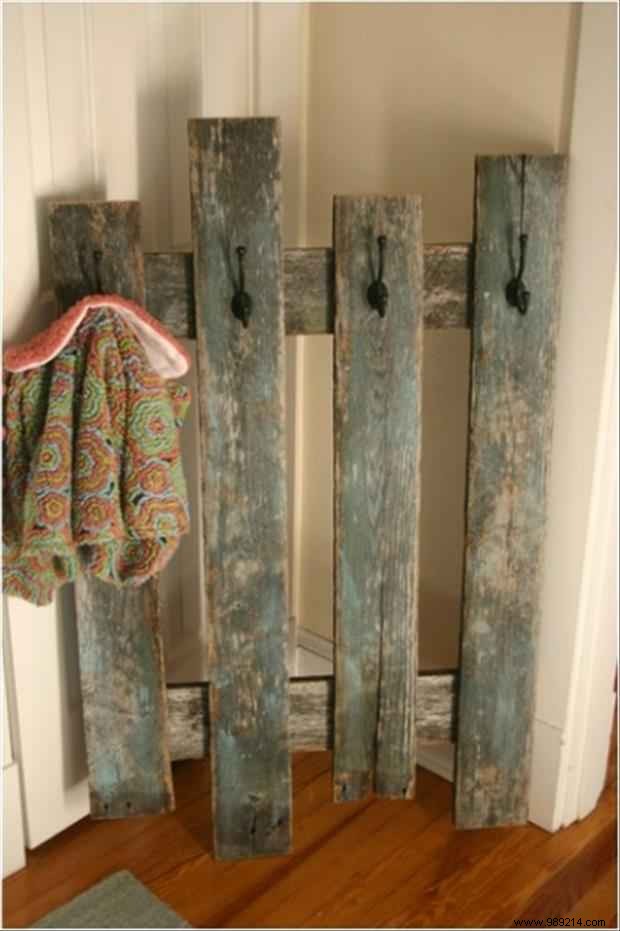 24 Incredible Uses for Old Wooden Pallets. 