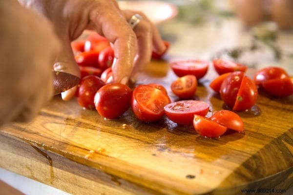 10 Market Gardening Tips To Grow Beautiful TOMATOES. 