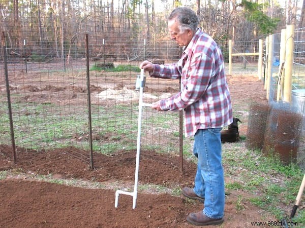 20 Clever Ways to Use PVC Pipes in the Garden. 