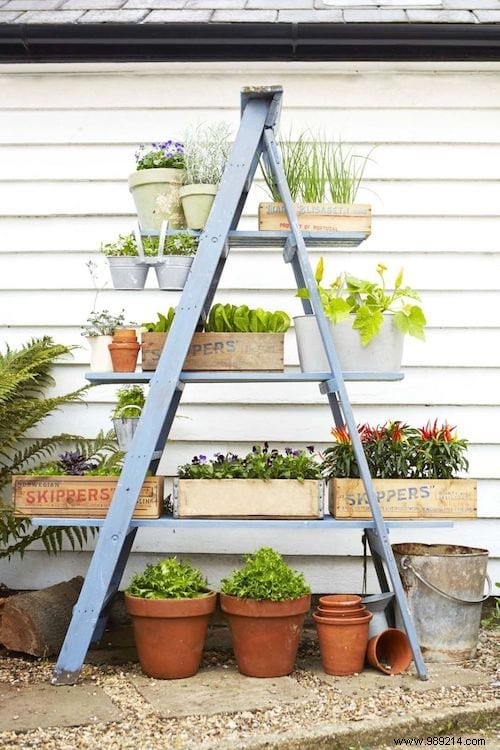 16 Planter Ideas To Beautify Your Garden (Easy And Original). 