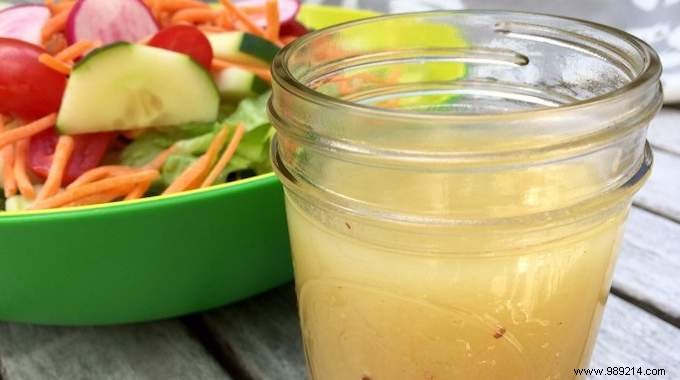 A Cheap Recipe To Make Your Own Vinaigrette. 