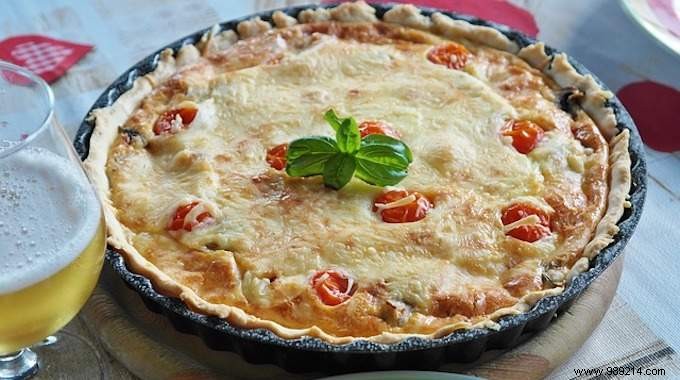 Tomato Quiche:the Easy and Cheap Recipe. 