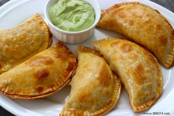 My Ultra Economic Argentinian Recipe:Empanadas! 