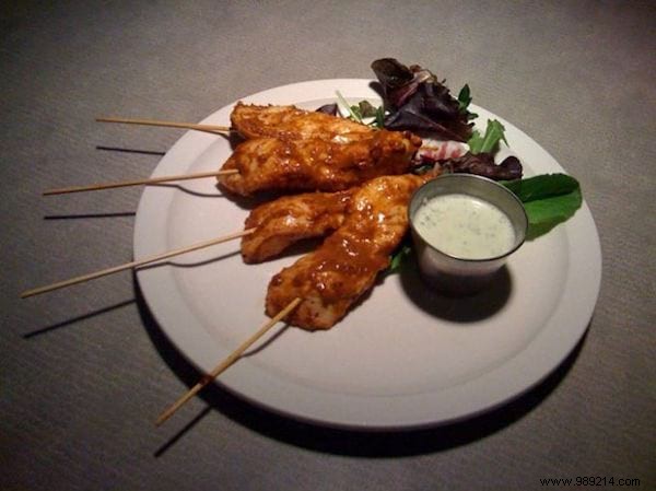 Tandoori Chicken Skewers for Exotic Cuisine at a Low Price! 