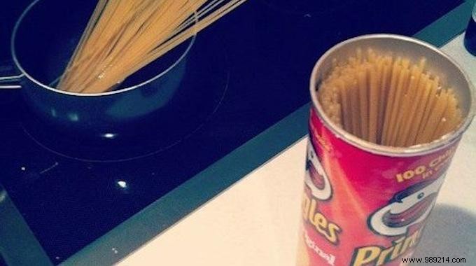 A tip for easily storing your spaghetti. 