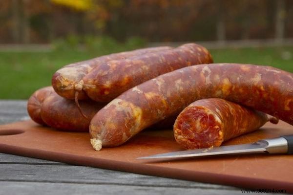 Peppers Stuffed with Merguez, a Simple and Economical Dish! 