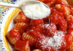 Homemade Gnocchi:as delicious as they are economical! 