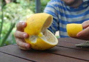 4 Simple Tips To Store Lemons Longer. 