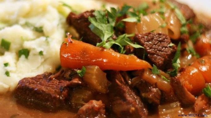 My Homemade Beef Bourguignon:My Recipe for less than €4.50 per Person! 