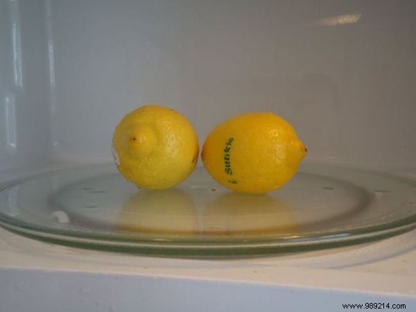 6 Tips To Squeeze Your Lemons Easier And Get More Juice. 