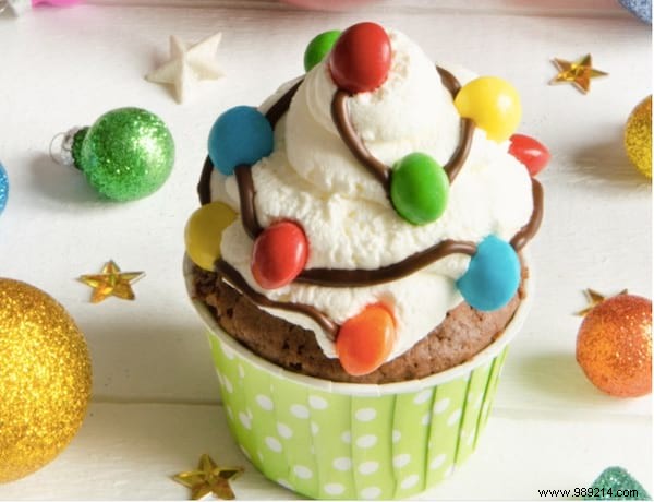 14 Super Christmas Desserts (Cheap and Easy to Make). 