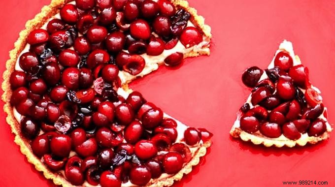 The Amazing Trick to Pit Cherries Quickly and Cleanly. 