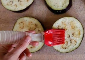 The Genius Trick To Prevent Eggplants From Absorbing TOO MUCH Oil. 