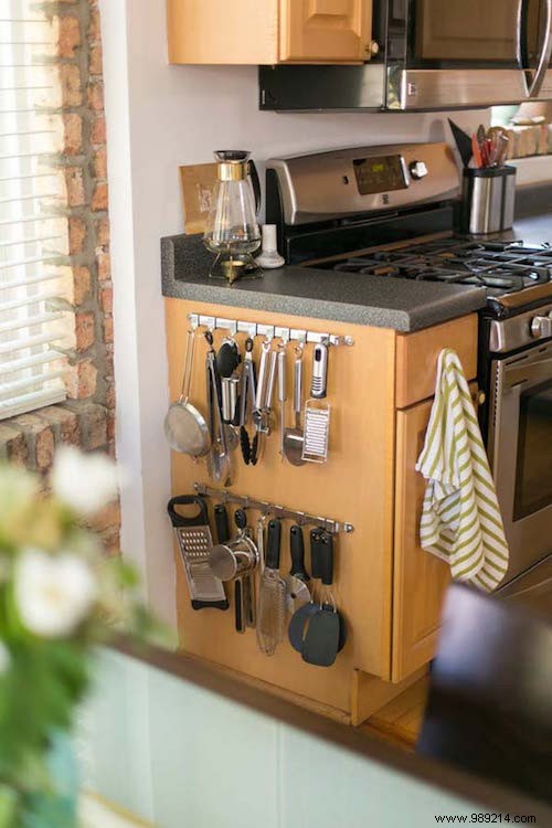 21 Awesome Hacks To SAVE Space In The Kitchen. 