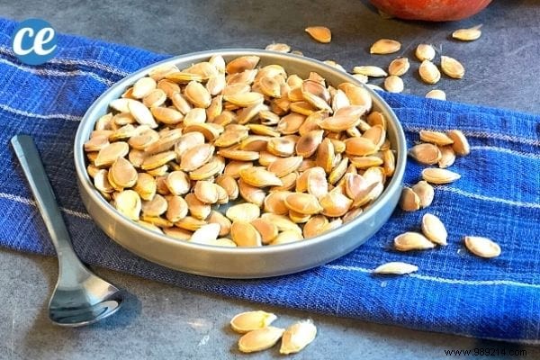 Don t Throw Away Pumpkin Seeds! Grill them to eat them as an aperitif. 