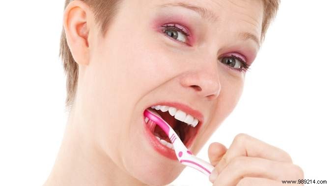 Brush your teeth well for good dental hygiene. 