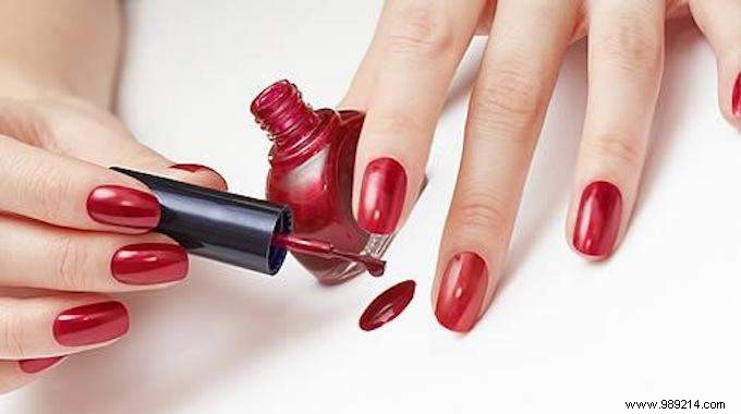 A Nail Polish that Keeps Longer. 