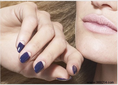 Fun and Colorful Nails for this Summer:My Reverse French Manicure. 