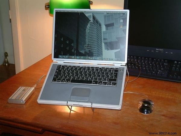 My Trick to no longer Have Back Pain in front of your Laptop. 