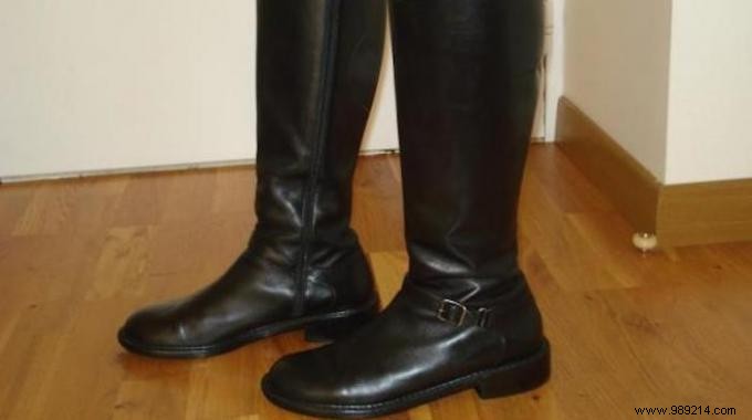 The Zipper Puller of Your Boot is Broken? Tip here. 