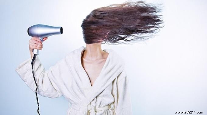 3 Repairing Remedies for Your Dry Hair. 