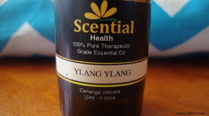 Essential Oil of Ylang-Ylang:Benefits and Uses to Know. 