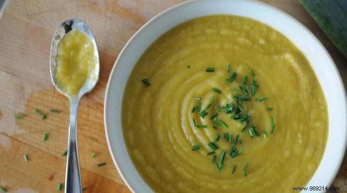 A Cheap Soup Recipe for Less than 1 Euro! 