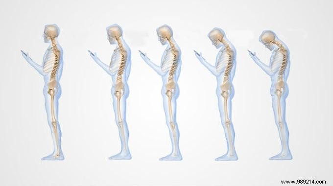 Here s What It Does To Your Spine To Look At Your Cellphone. 