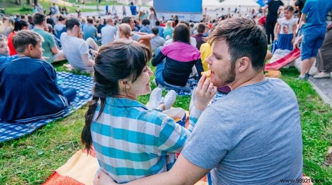 Outdoor cinema in Paris, it s free and it s this summer! 