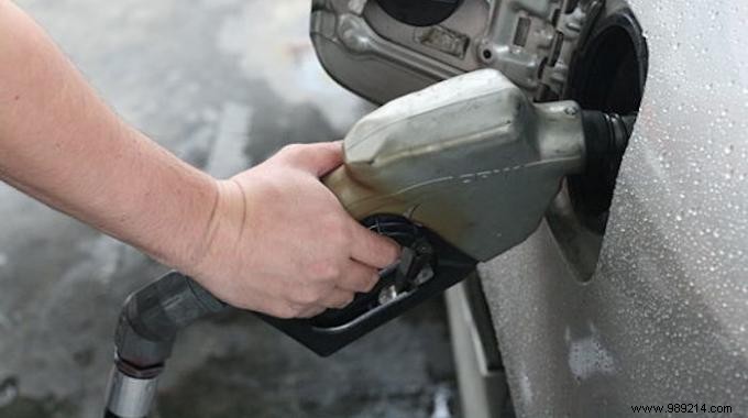 Tired of Holding the Pump While Refueling? Discover the Tip. 