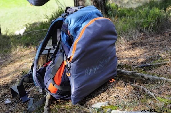 Awesome ! The World s 1st Tent That Converts into a Hammock and Poncho. 