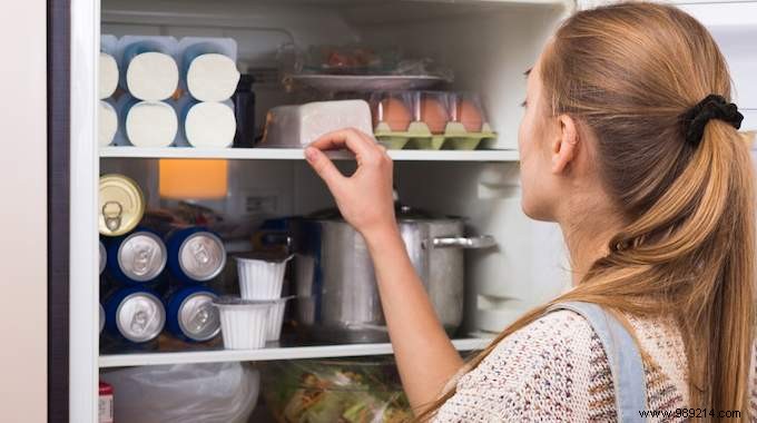 A Tidy Fridge to Save Money. 