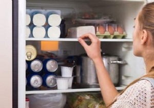 A Tidy Fridge to Save Money. 