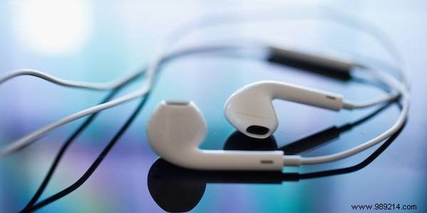 Buy $0 iPhone Headphones:Is It Possible? 