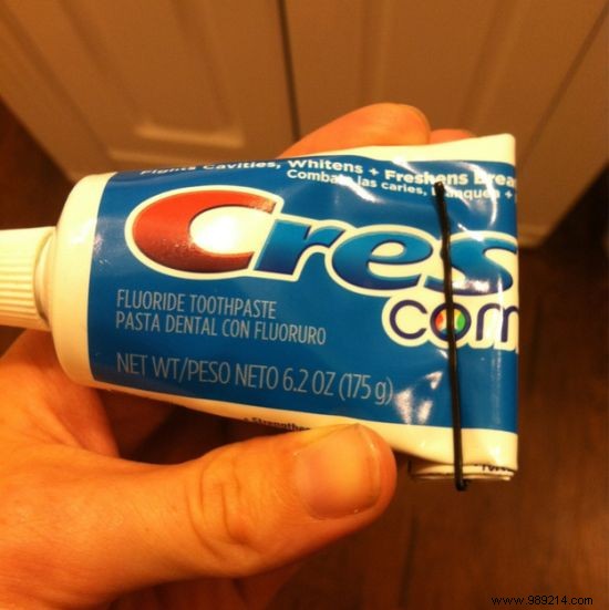 4 Tricks To REALLY Finish A Tube Of Toothpaste To The End. 