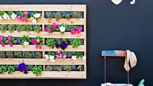 42 New Ways to Recycle Wooden Pallets. 