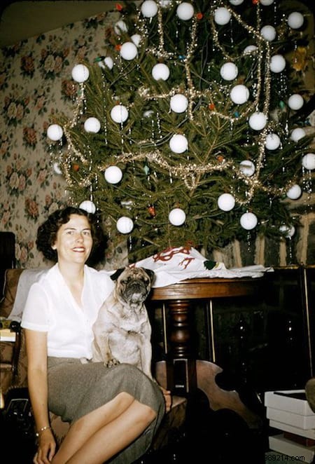 Relive the Christmas of Yesteryear:Here are 40 Christmas Photos From the 1950s. 