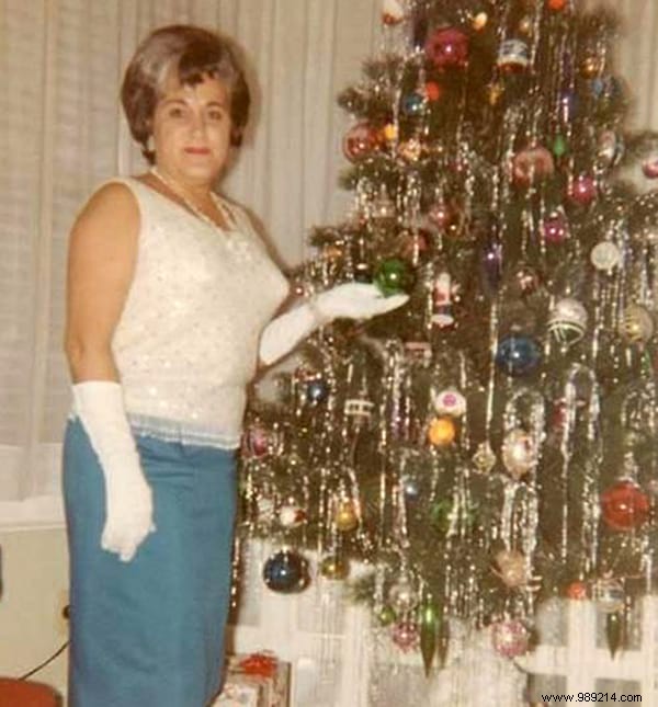 Relive the Christmas of Yesteryear:Here are 40 Christmas Photos From the 1950s. 