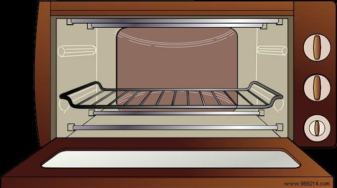 Cleaning a Microwave:A Simple and Effective Tip. 