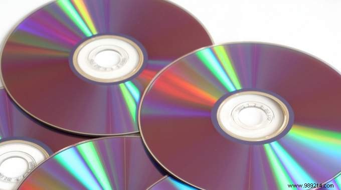 3 Fun Tricks to Recycle Used CDs! 