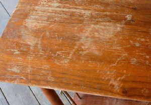 The Incredible Trick to Make Scratches Disappear on Wooden Furniture. 